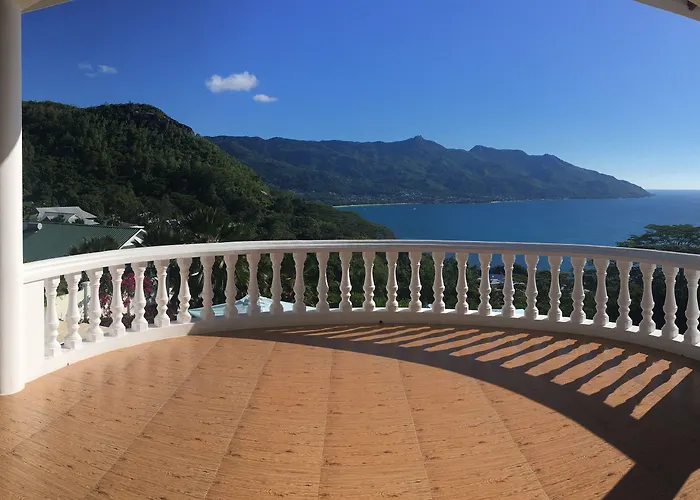 Petit Villa
